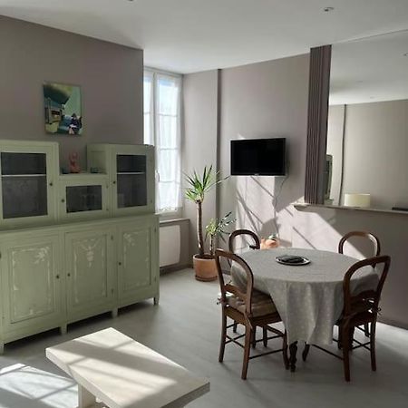Superbe Appartement Plein Centre Мийо Екстериор снимка